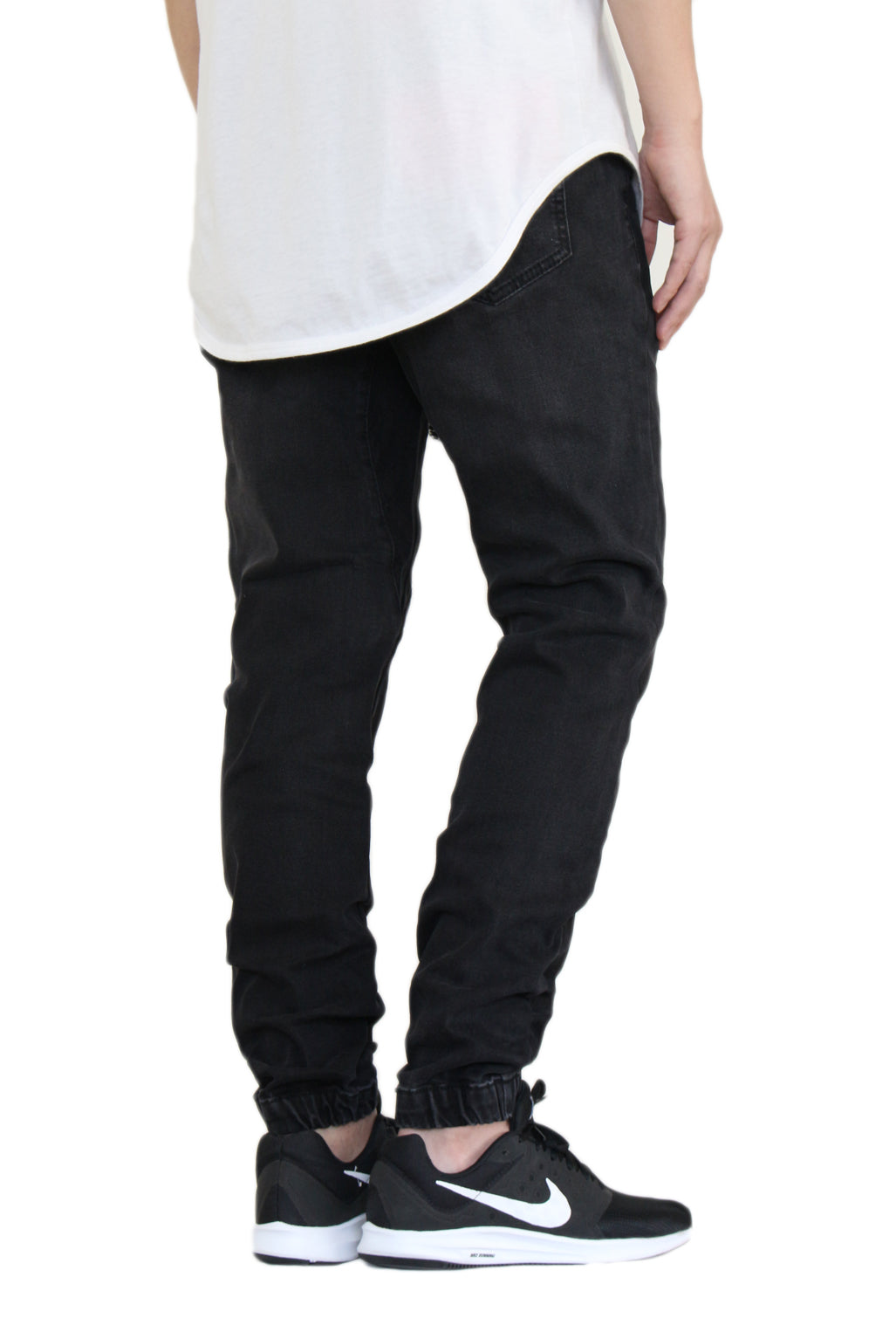 BLACK SLIM FIT DENIM JOGGERS