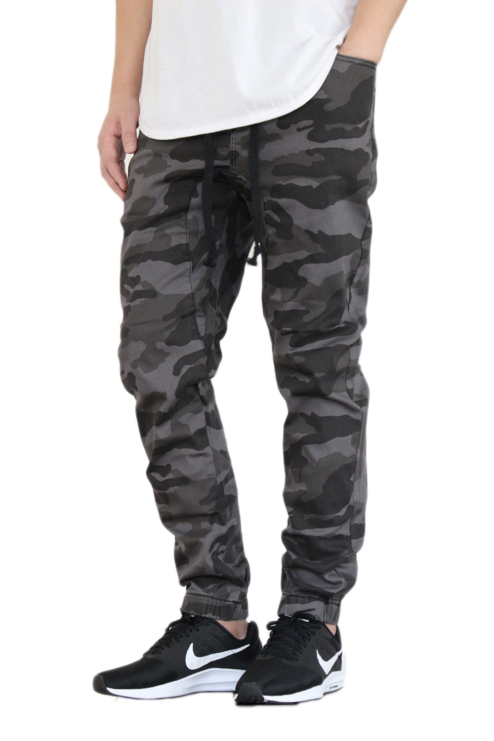 BLACK CAMO SLIM FIT TWILL JOGGERS